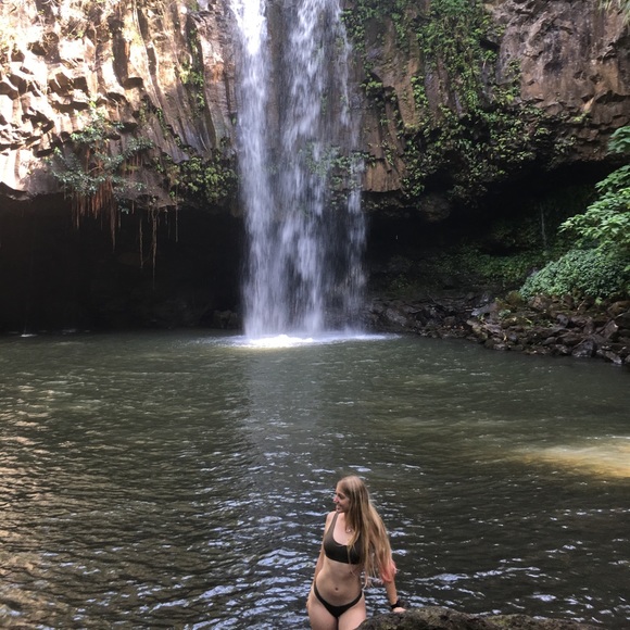 Meet your Posher, Geneva - Picture 4 of 4